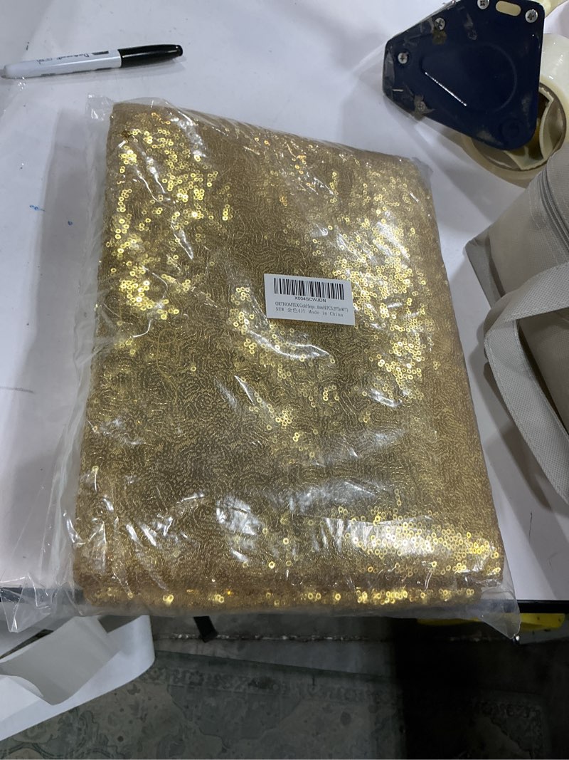 Condition photo showing New/Like New for gold sequin backdrop curtain,4pcs 2ftx8ft glitter backdrop curtain for parties,christmas, wedding, banquet decoration(4 pcs,2ftx 8ft) gold 2x8ft 4 panels