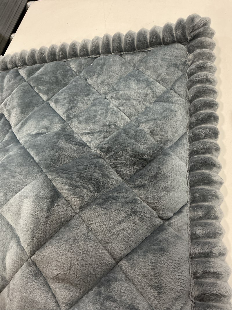 Condition photo showing Good Condition for smiry fuzzy couch cover for dogs, non slip washable pet sofa cover, scratch proof hair resistant plush sofa slipcover, pet friendly couch cushion protector for cat, grey, 27.6" x 70.9" grey 27.6" x 70.9"