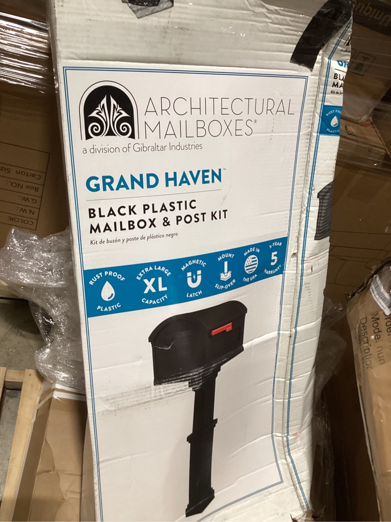 Condition photo showing Good Condition for grand haven plastic post mounted mailbox