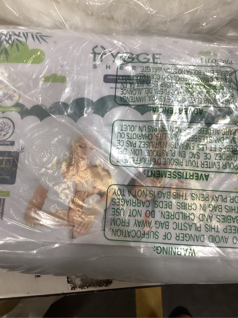 Condition photo showing New/Like New for Hygge Sheets®? Organic Washable Incontinence Bed Pads with Tucks - 100% Waterproof Reusable Mattress Protector Underpads - Rayon derived from Bamboo - Queen Queen 1