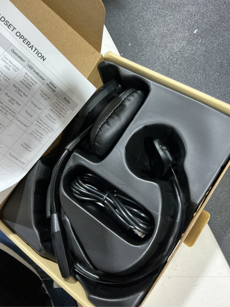 trucker bluetooth headset, wireless headset with mic, bluetooth headsets with dual noise cancelling microphone & mute button, 55hrs working time pc headsets for cell phones, computer, truck driver black