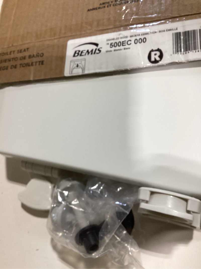Condition photo showing Good Condition for Bemis 500EC Durable Wood Toilet Seat with Easy Clean Hinges, Made in USA, Round, White