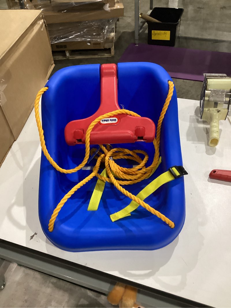 little tikes snug 'n secure blue swing w/adjustable straps, 2-in-1 for baby read