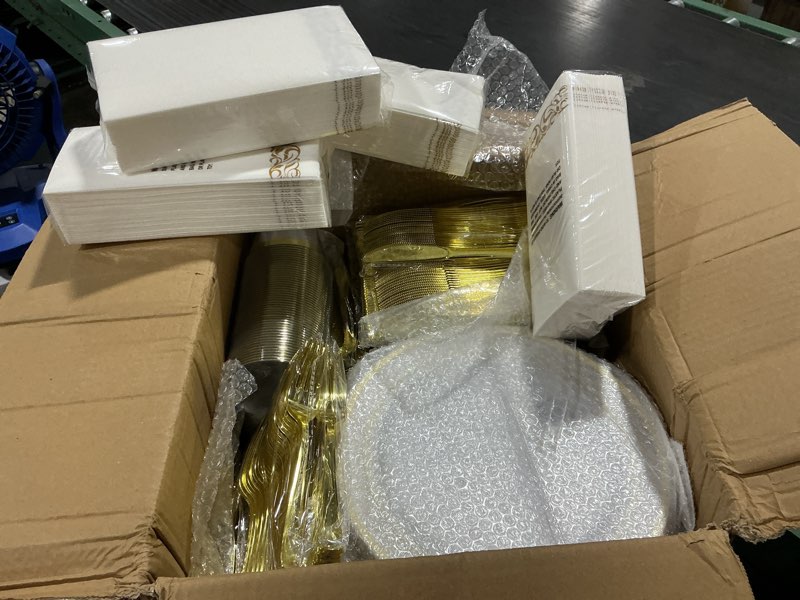 Condition photo showing Good Condition for youbet 700 pcs clear gold plastic plates for wedding party | elegant gold plastic dinnerware set include 200 disposable plates, 300 heavy duty silverware, 100 cups, 100 napkins