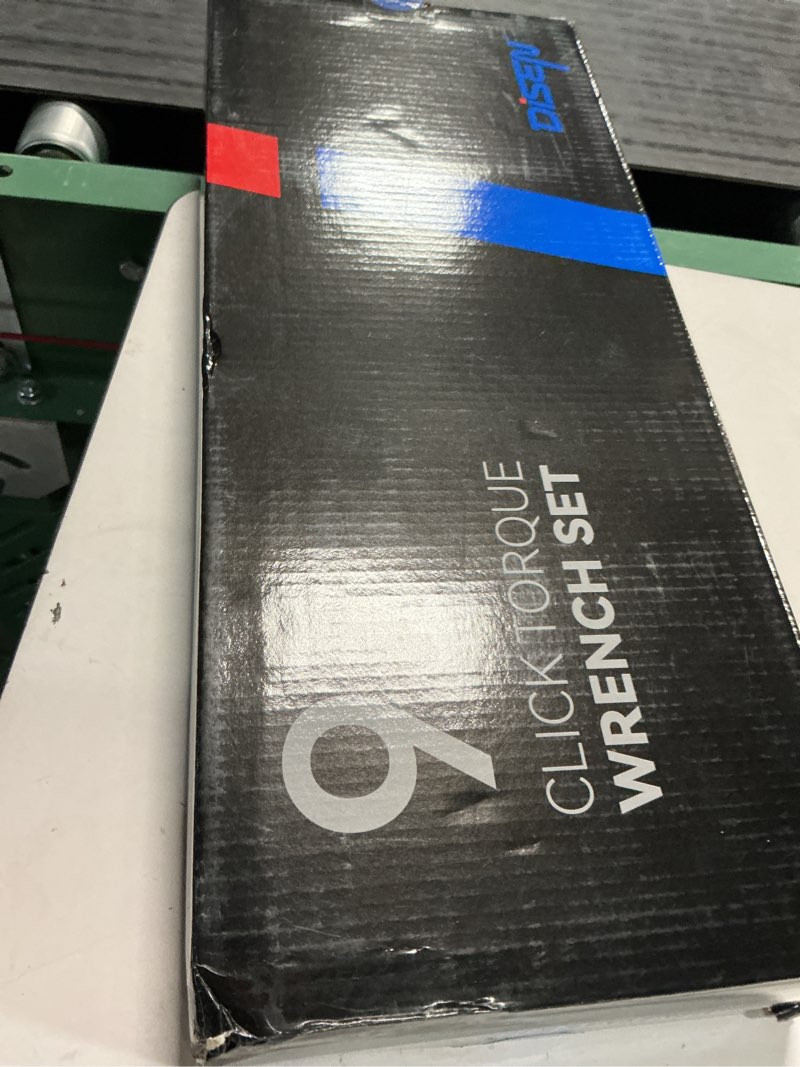 Condition photo showing New/Like New for disen 9pcs click torque wrench set 1/4" 3/8" 1/2" drive 20-220 in.lb, 5-45 ft.lb, 10-170 ft.lb with 6 adapters, ±3% accuracy, 72-tooth, dual scale, storage case for bike, motorcycle, car, truck repair 9 pcs set (normal torque) black & green
