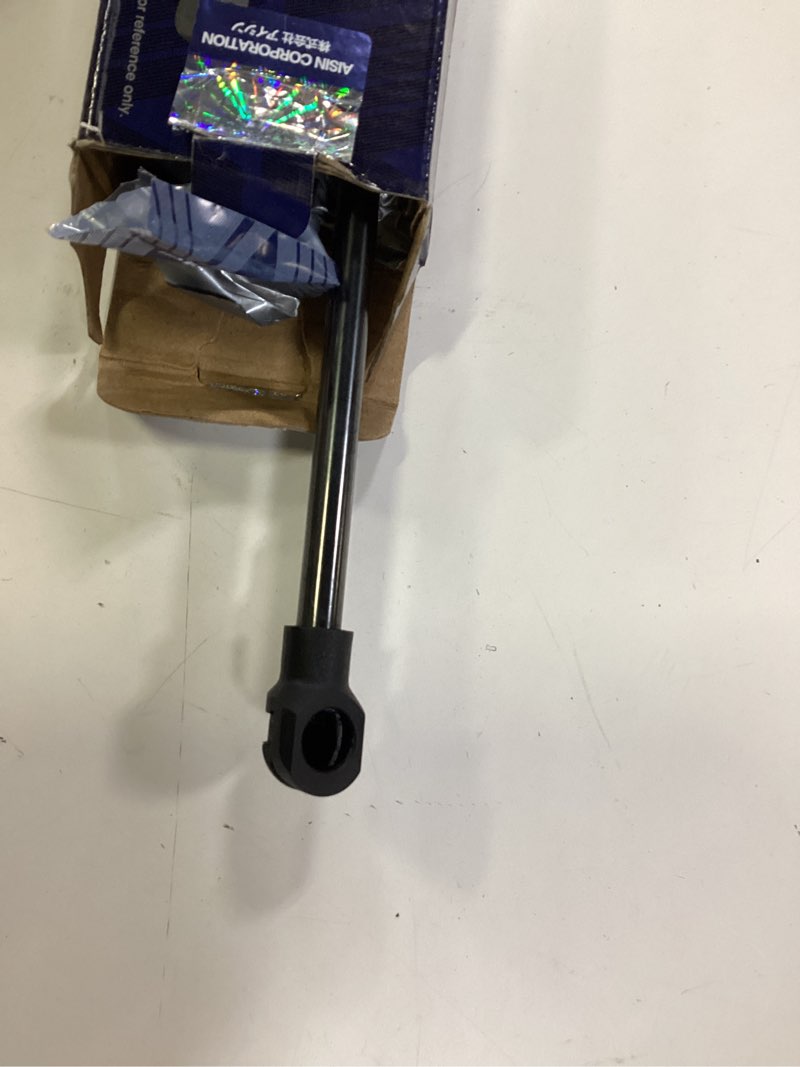 Condition photo showing Good Condition for aisin aftermarket gasbm-00165 set of 2 rear trunk lift supports shock struts - compatible with bmw 128i 135i 2008-2013, 1 series m 2011