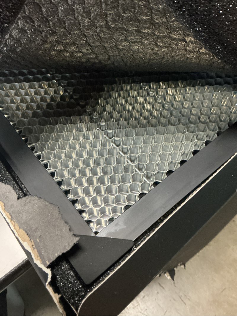 Condition photo showing Good Condition for creality honeycomb laser bed, honeycomb platform with aluminum panel for laser engraver and cutter machine, 19.7" * 19.7" 19.7 * 19.7 in