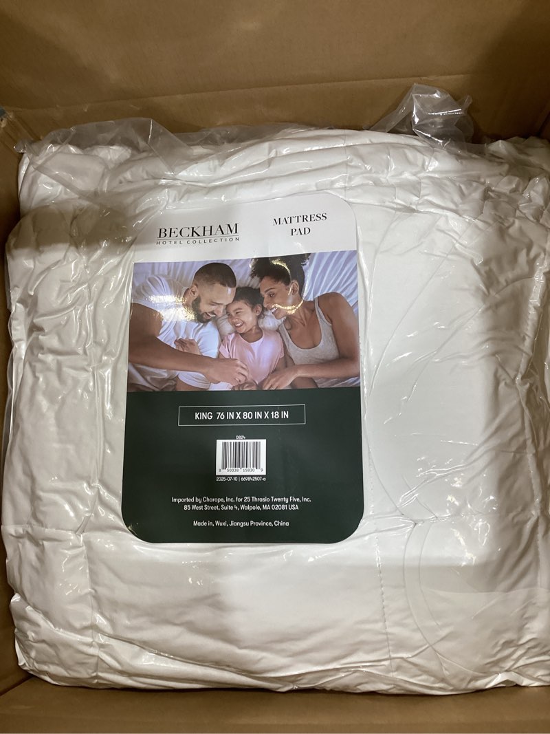 Condition photo showing New/Like New for beckham hotel collection king size mattress pad (extra padded) & protector hybrid - quilted pillow top mattress cover - thick, plush, fitted mattress topper for bed