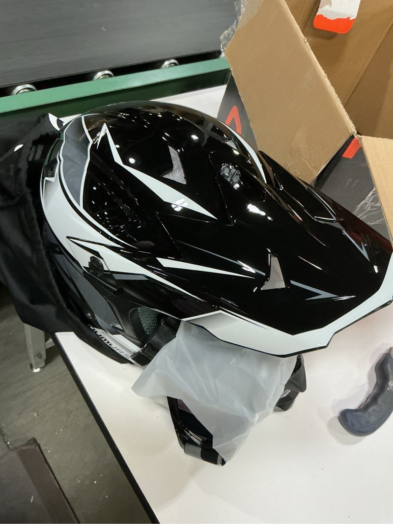 Condition photo showing Good Condition for DOT Adult ATV Dirt Bike Helmet with Goggles Gloves & Mask Adjustable Sun Visor Motorcycle Adults Helmet Off-Road Motocross Downhill Moped MX for Unisex-Adult-Victory Gray, M Victory Gray Medium