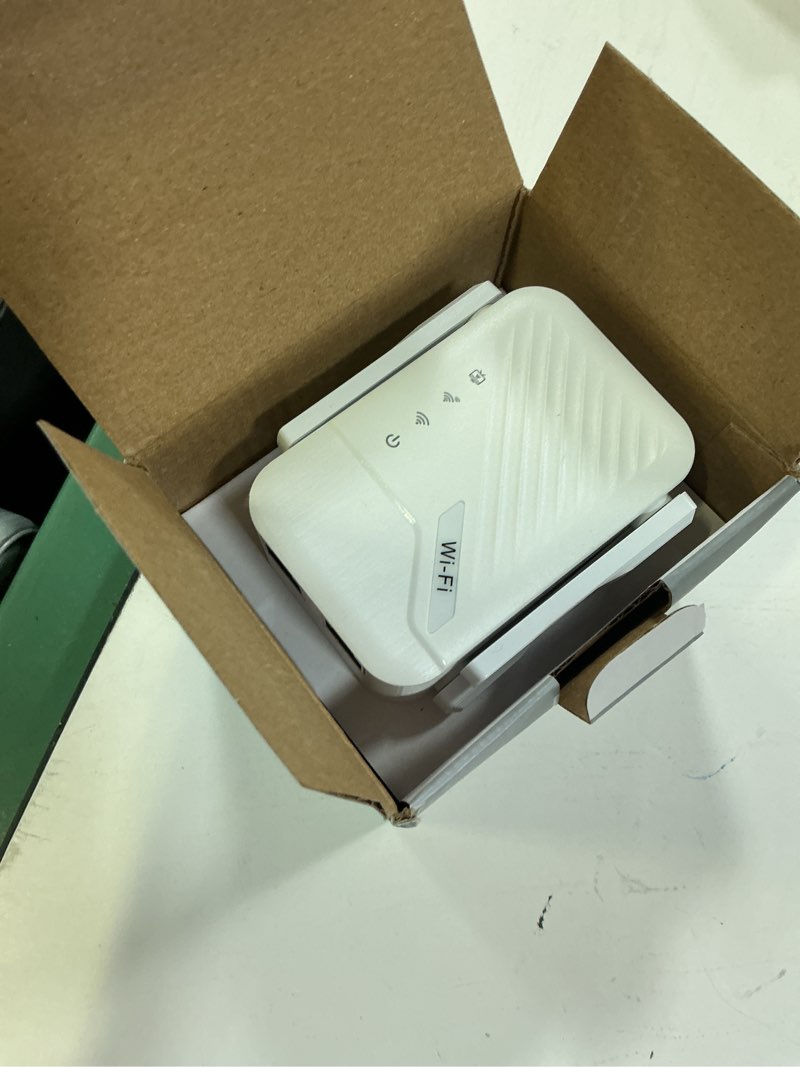 Condition photo showing Good Condition for 2026 best wireless router amplifier easy setup,wide compatibility, wifi extender signal booster, internet extender covers up to 13389 sq.ft for home, long range wifi repeater