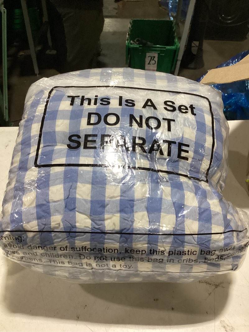 Condition photo showing New/Like New for geetery 4 pack chair cushions for dining chairs, 16" x 15" blue and white kitchen chair cushions with ties buffalo plaid soft comfy seat pads for home office living room outdoor indoor blue,white 4