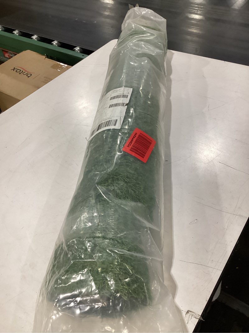 Condition photo showing Good Condition for superior artificial grass indoor outdoor area rug, faux turf, fake grass for backyard, playground, p