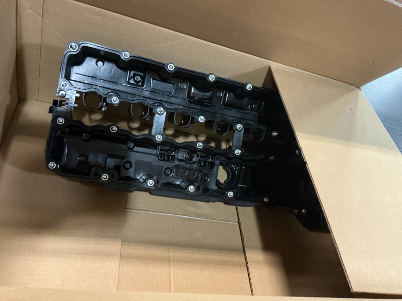 Condition photo showing Good Condition for a-premium n54/n55 engine valve cover kit, with gasket & bolt, compatible with bmw - 2007-2019 - 135i 135is 325i 335i 335is 335xi 535i 535xi m135i m140i x6 z5, 3.0l gas turbo, replace # 11127565284