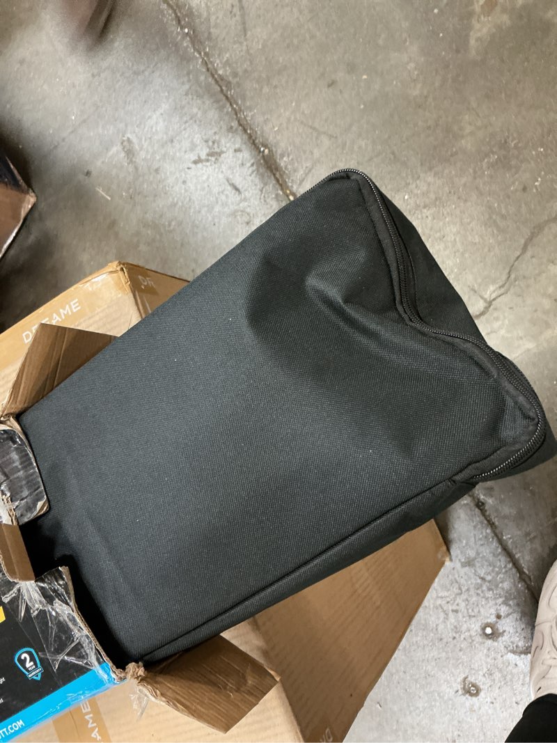 Condition photo showing As Is for westcott eyelighter 3 - the original curved reflector. includes silver, white, and sunlight fabrics for portrait and headshot photgraphy