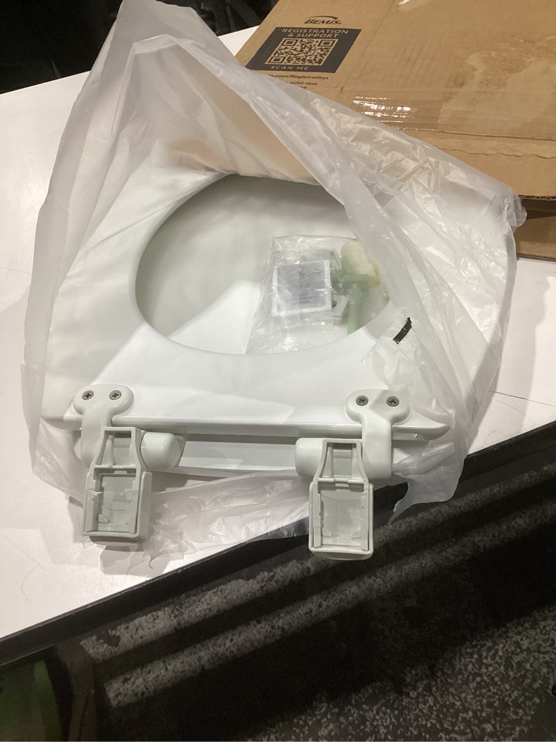 Condition photo showing Good Condition for mayfair cassel slow close toilet seat, easy clean, non slip premium wood seat, easy install, made in usa, round, white round 1 - toilet seat