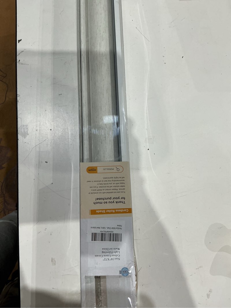 Condition photo showing Good Condition for size:34"x72"  colour: linen cream  light filtering