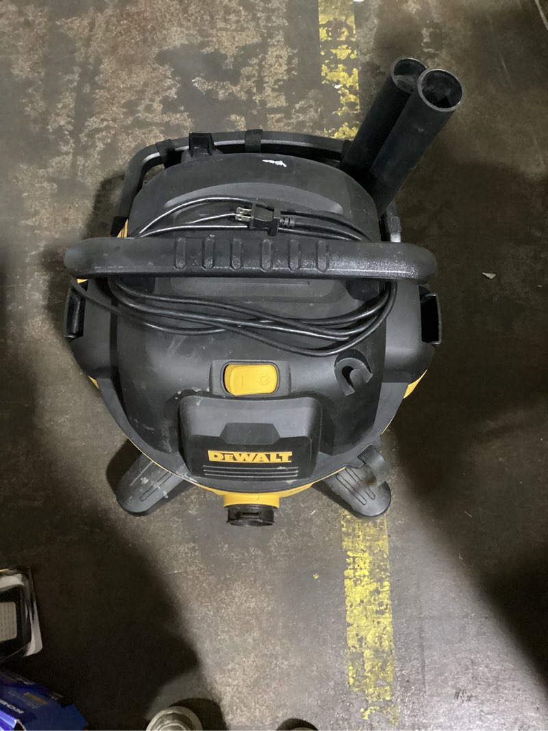 Condition photo showing Good Condition for (possibly missing pieces)dewalt stealthsonic quiet 9-gallon 5 hp corded wet/dry shop vacuum with accessories included