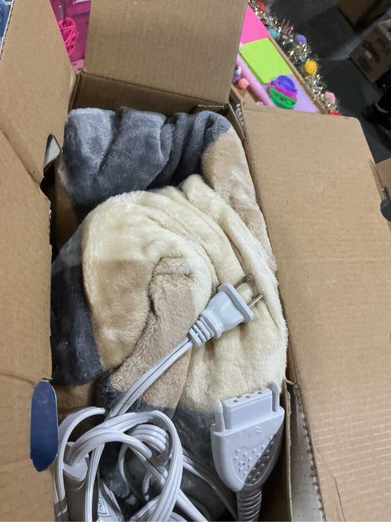 Condition photo showing Good Condition for bedsure heated blanket wearable shawl - electric wrap poncho blanket hoodie adult as winter gifts for mom women girlfriend, warm sherpa heating throw, auto shut off, 55x64 inches, beige plaid pattern throw 05 - beige plaid