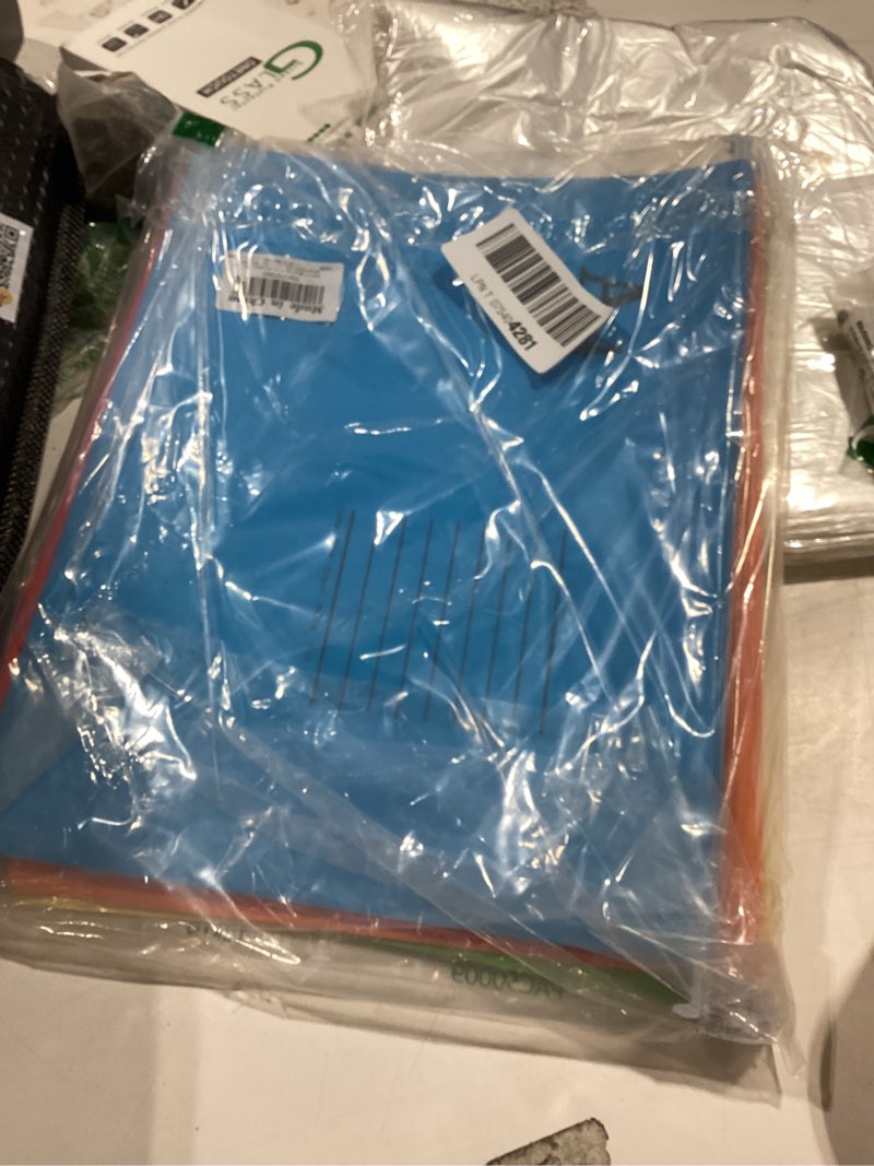 Condition photo showing New/Like New for oterri hanging file folders, a4 size with 5 elegant colors to choose, 1/5-cut adjustable tab,15pcs per box 15 pack a4 size