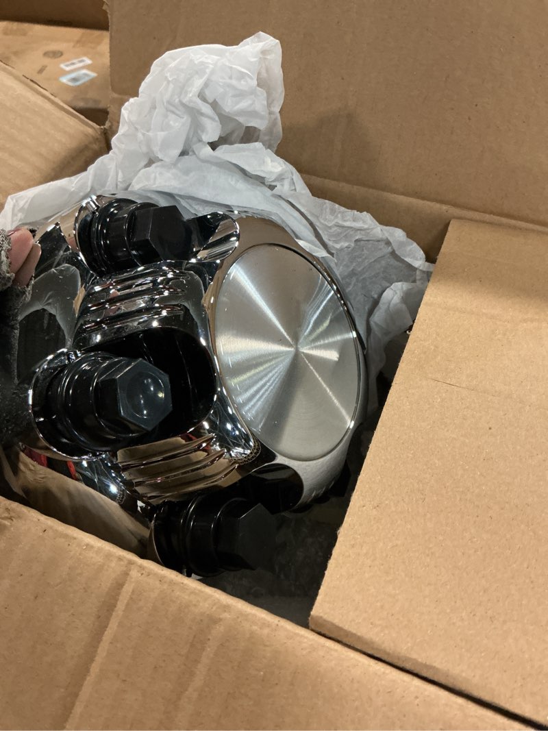 Condition photo showing Good Condition for leaptrend 6 lugs chrome wheel center caps(new glossy silver design) 4pcs fit for gmc savana sierra yukon&chevy/chevrolet avalanche express silverado tahoe 1500 2500 1999-2012 rim hub cover 15067579