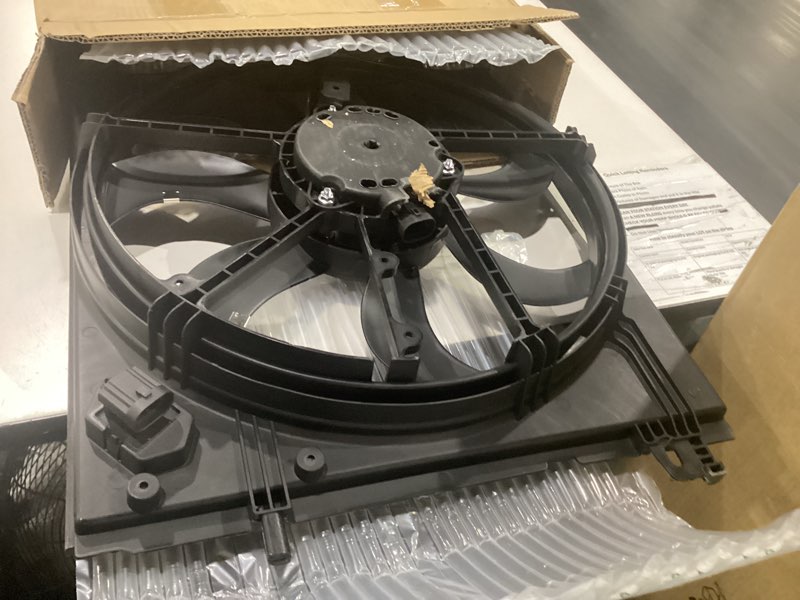 Condition photo showing Good Condition for radiator cooling fan assembly - compatible with 2.0l nissan rogue sport qashqai 2017-2022 - replace 21481-6ma0a, 21481-6ma0b - electric cooling fan integrated with fan, shroud & motor