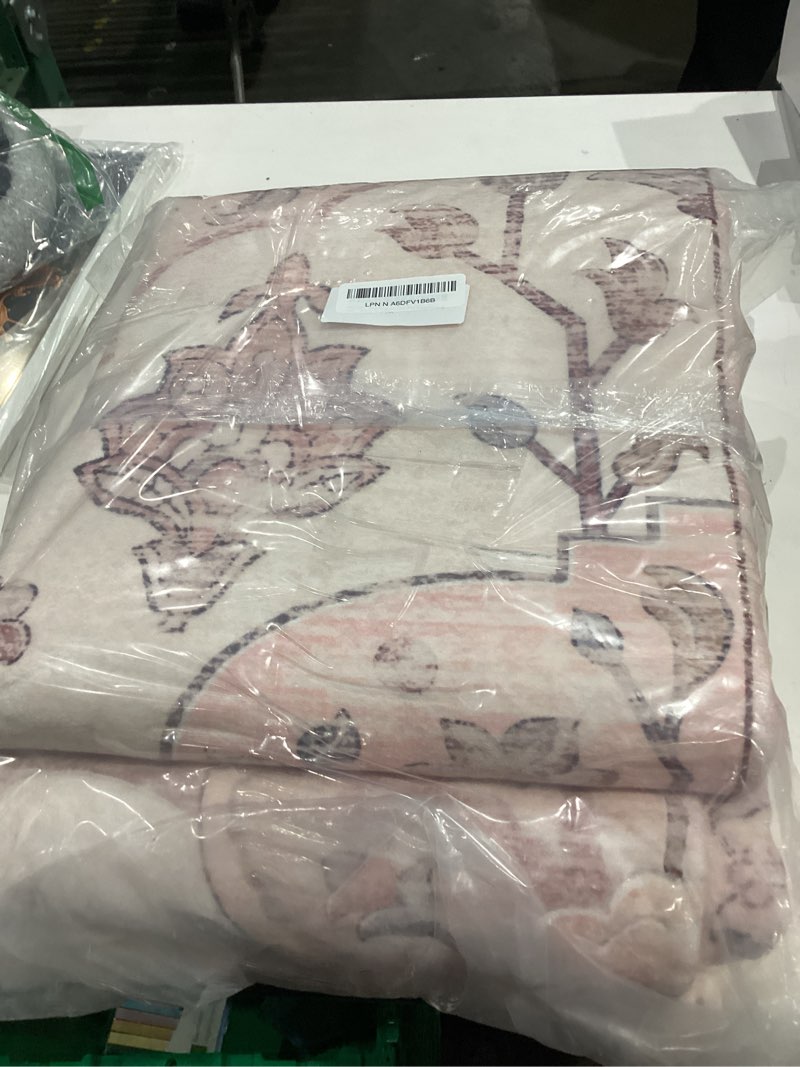 Condition photo showing Good Condition for area rugs 6'x8' washable non-slip, floral vintage distress print pattern medallion carpet for living room bedroom dining room, pink greypink cute pink 6' x 8' (rectangular)