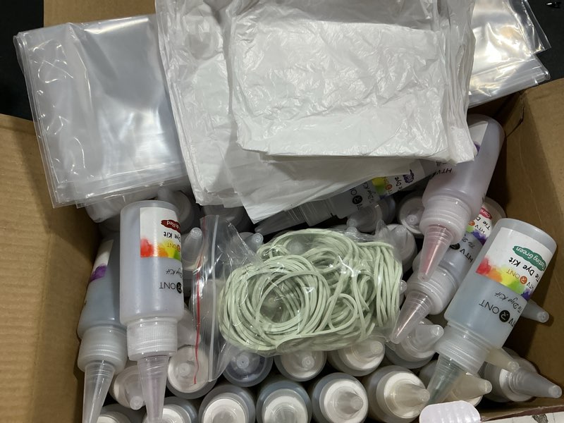 Condition photo showing Good Condition for htvront tie dye kit - 40 vibrant colors tye dye kit for large groups, pre-filled bottles tye dye for kids, permanent tie dye kits for adults tyedyedye party supplies tye dye kit to go(just add water)