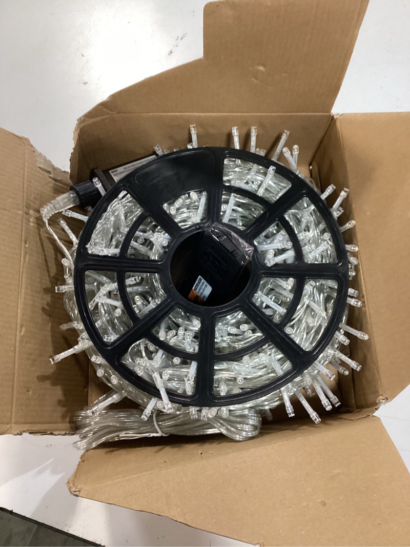 Condition photo showing Good Condition for jmexsuss 168ft 600 led string lights for outside clear wire, warm white christmas lights outdoor waterproof, tree lights outdoor plug in for patio wedding party holiday christmas bedroom pergola decor warm white 600 led