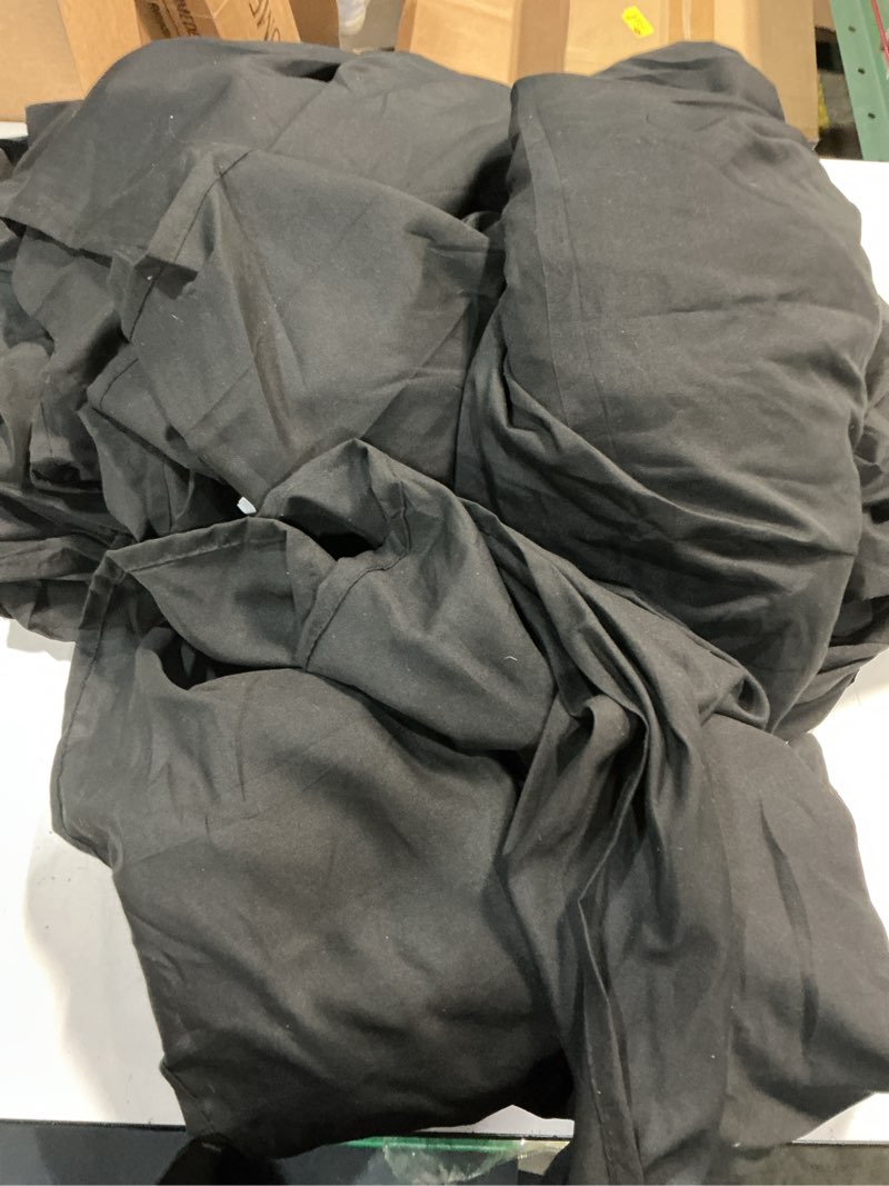 Condition photo showing Good Condition for 6 pack premium disposable plastic tablecloth 54" x 108" party table cloths disposable for 6 to 8 foot tables indoor or outdoor parties birthdays weddings christmas anniversary buffet table (black)