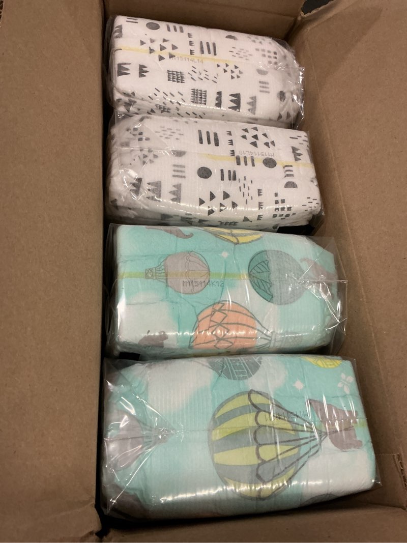 Condition photo showing New/Like New for The Honest Company Clean Conscious Diapers for Sensitive Skin, Up to 100% Leakproof Hypoallergenic Fragrance-Free Baby Diapers, Gender Neutral Prints, Super Club Box, Size 1 (8–14 lbs), 136 Count