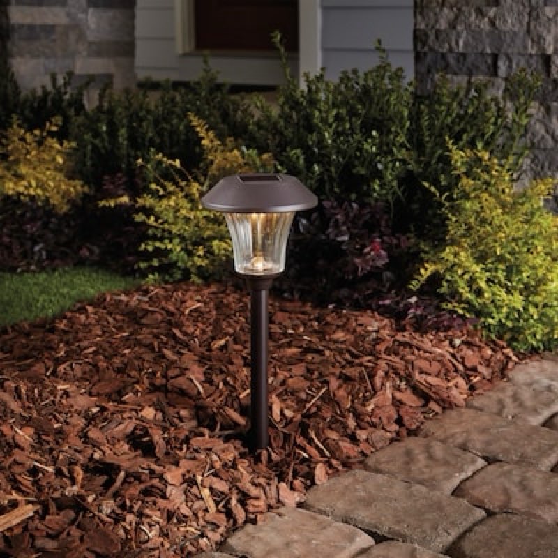 harbor breeze 15 -lumens oil-rubbed bronze solar led outdoor path light with dusk-to-dawn sensor