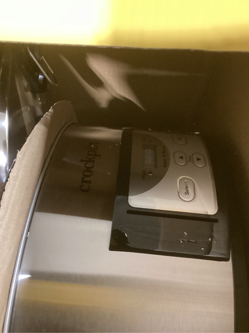 Condition photo showing Good Condition for Crock-Pot 6 Quart Cook & Carry Programmable Slow Cooker with Digital Timer Stainless Steel (CPSCVC60LL-S) pack of 1 Digital Display