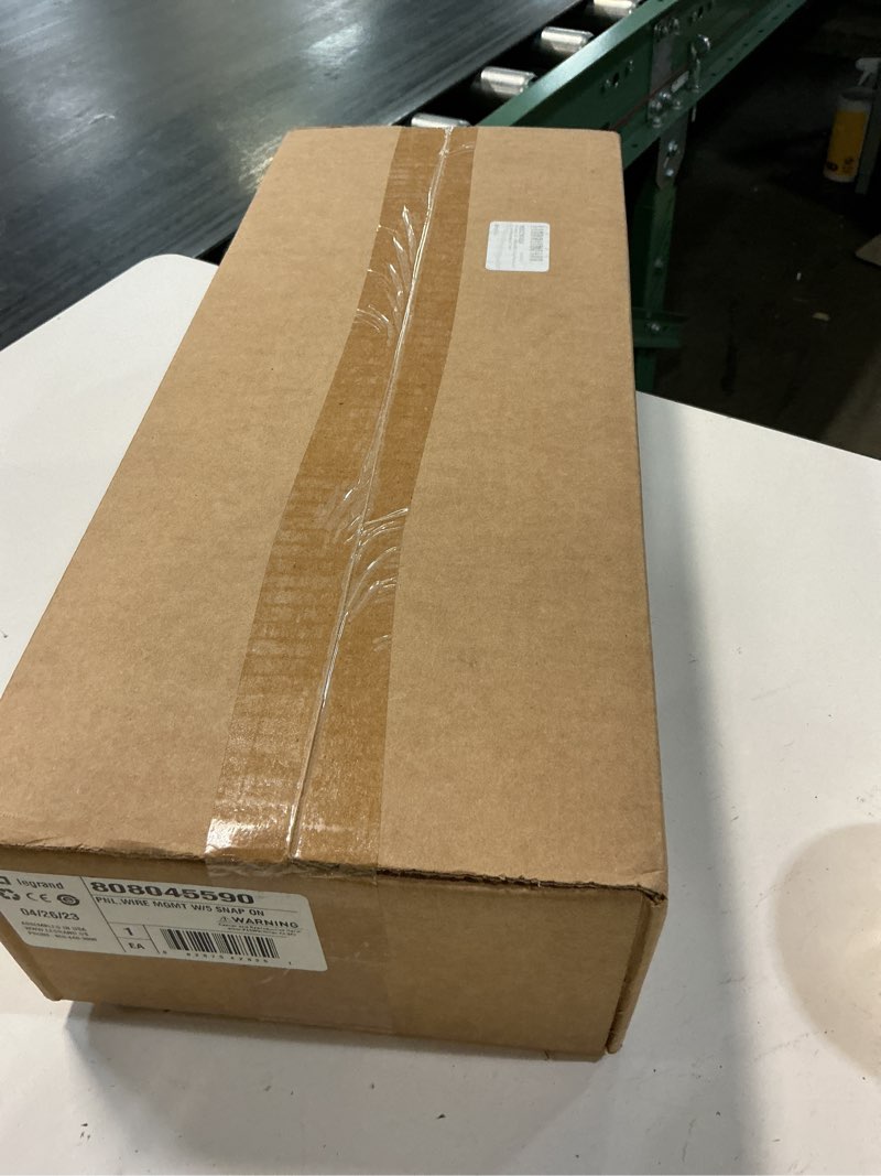 Condition photo showing New/Like New for ortronics or-808045590 5 ring horizontal cable management panel black