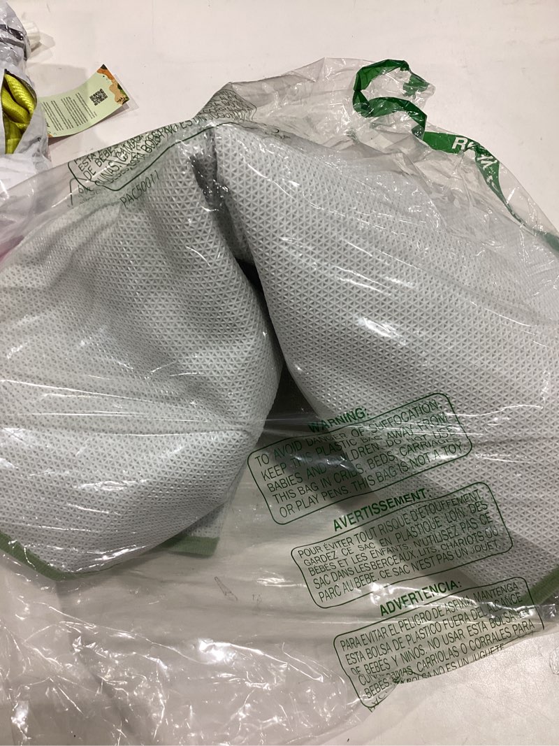 Condition photo showing Good Condition for GRANNY SAYS Sage Green Bathroom Rugs Non Slip, 59" x 24", Small Bathroom Rugs Washable?Bath Mats for Floor, Microfiber Bath Mat for Tub, Absorbent Shower Rug Green 2' x 4'11" (Rectangular)