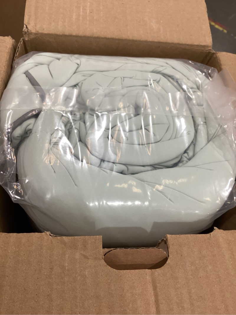 Condition photo showing Good Condition for monbix chillchilla cooling comforter king size-3 pieces cooling blankets for hot sleepers and night sweats, double-sided summer king size comforter set, breathable lightweight blanket grey green grey green 3piece-king(108”x90'')
