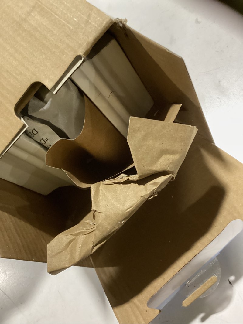 Condition photo showing Good Condition for Melannco Arlington Floating Wall Shelves for Bedroom, Living Room, Bathroom, Kitchen, Office, Nursery, Set of 4, White White Set of 4 Arlington