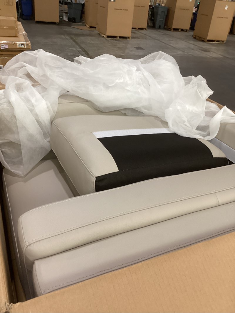 Condition photo showing New/Like New for 45330002 Unique EAGER CHAIR 1 seater light gray (product info unknown)