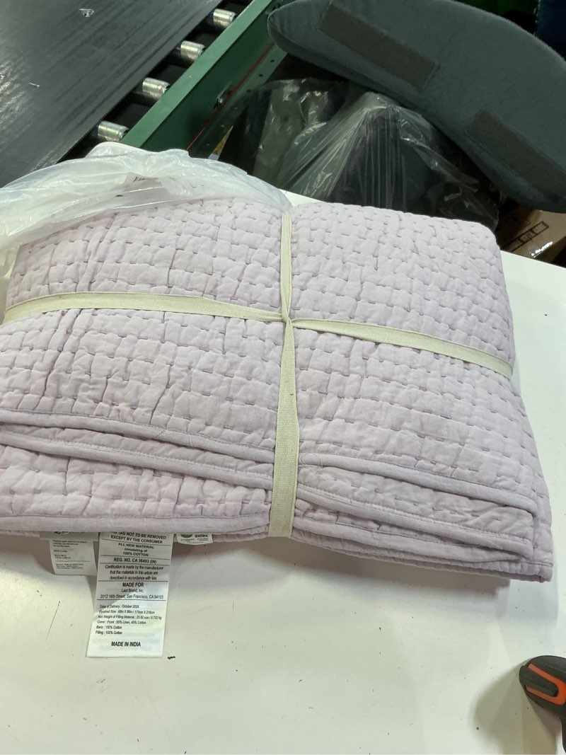 Condition photo showing Good Condition for european linen cotton stitch quilt size 68”x86”  2 pieces