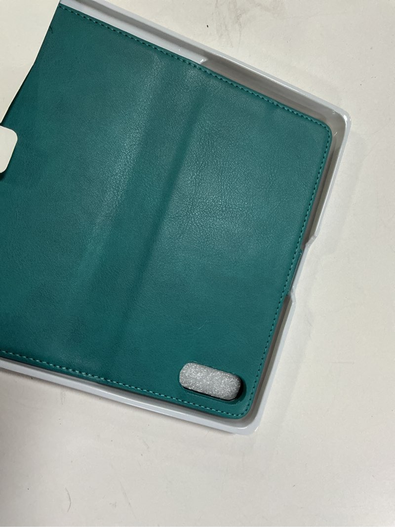 Condition photo showing New/Like New for DuckSky for iPhone 7 Plus/8 Plus Genuine Leather Wallet case ?RFID Blocking??4 Credit Card Holder??Real Leather? Flip Folio Book Phone case Protective Cover Women Men for Apple 8 Plus case Blue Green