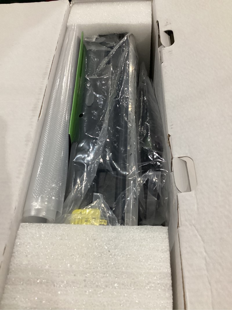 Condition photo showing Good Condition for mesliese vacuum sealer machine powerful 90kpa precision 6-in-1 compact food preservation system with cutter, 2 bag rolls & 5 pre-cut bags, widened 12mm sealing strip, dry&moist modes (silver)