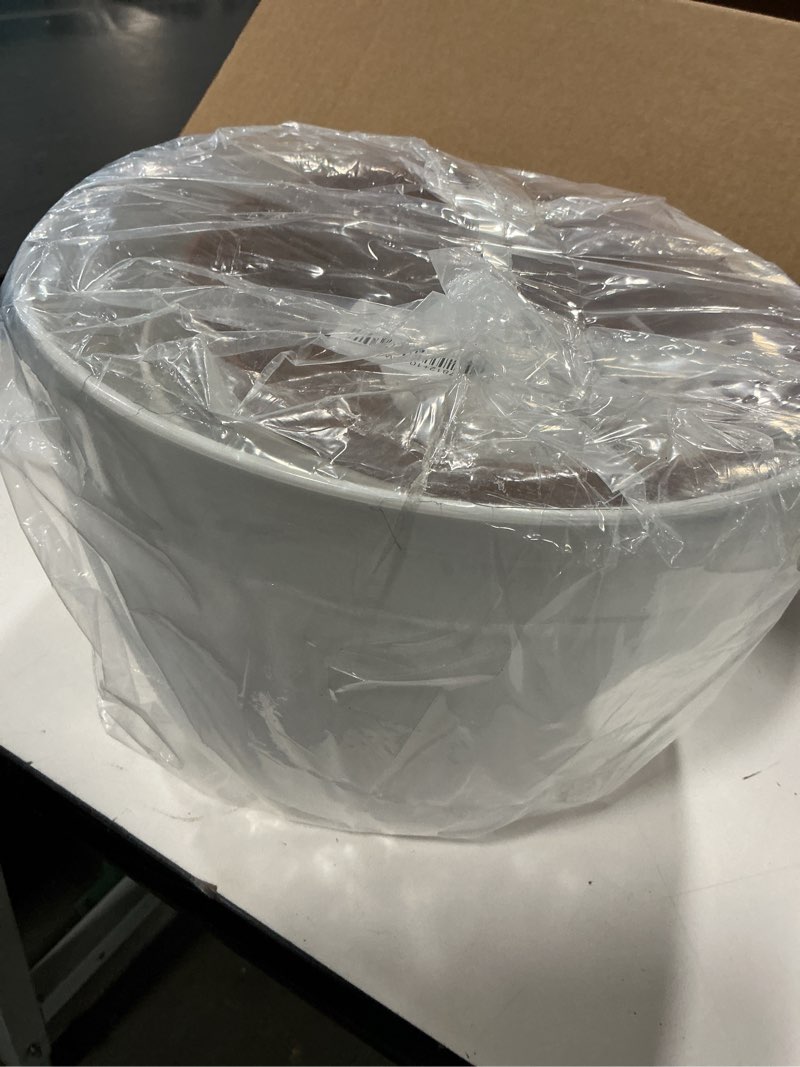 Condition photo showing Good Condition for Plant Pots 12/10/9 Inch Self Watering Pots, Set of 3 Plastic Planters with Drainage Holes and Saucers,Plastic Flower Pots,Nursery Planting Pot for Indoor Out Door Plants(White)