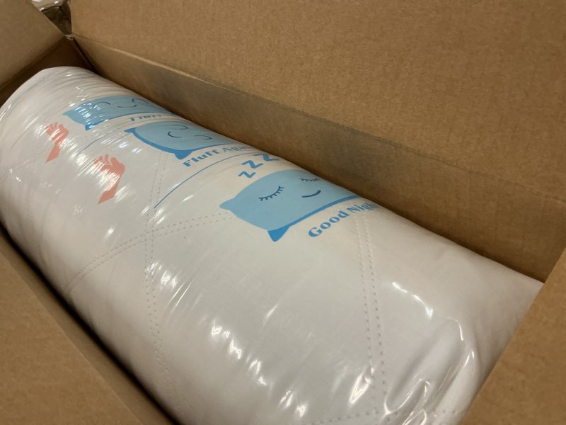 Condition photo showing New/Like New for puredown® Goose Feathers and Down Pillow for Sleeping Hotel Collection Bed Pillows, Gusseted, Standard/Queen, Set of 2 Gusseted Style 1 Standard (Pack of 2)