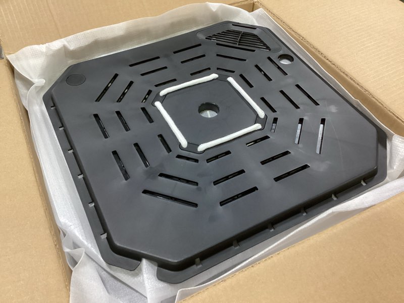 Condition photo showing Good Condition for VIVOSUN 4-Pack FlexFeed Self-Watering Pots with Grow Bags, Auto Irrigation Fabric Pot Base with Water Meter & Maintenance Window, for Use Indoors/Outdoors in Grow Tents, Greenhouses, Gardens 4-Pack Pots with Bags