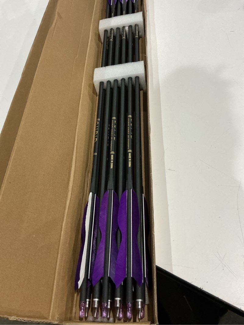Condition photo showing Good Condition for 31" carbon hunting arrows archery target practice arrows with 5" turkey feathers spine 500 for recurve bow and compound bow(pack of 12) 7.8mm purple