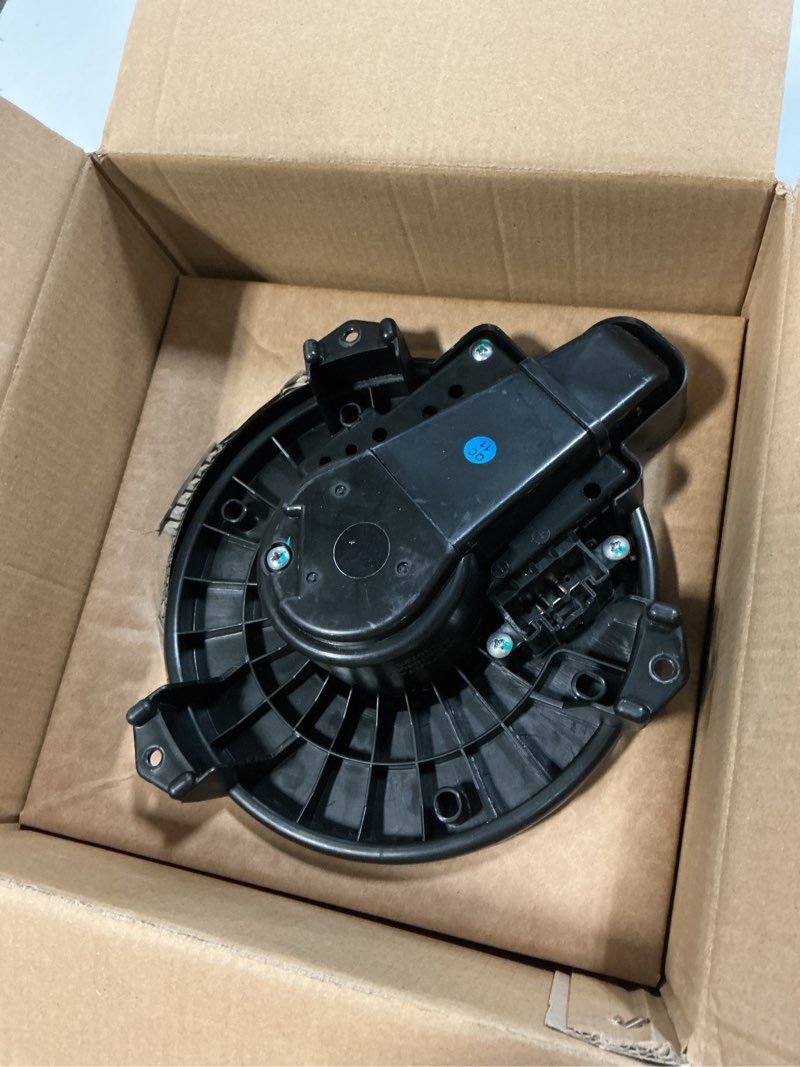 Condition photo showing Good Condition for front blower motor for toyota tundra camry 4runner highlander venza avalon 2007 2008 2009 2010 2011 2012 2013 2014 2015 2016 2017 2018, for 2007-2019 lexus oe: pm9351 75830 871030e040