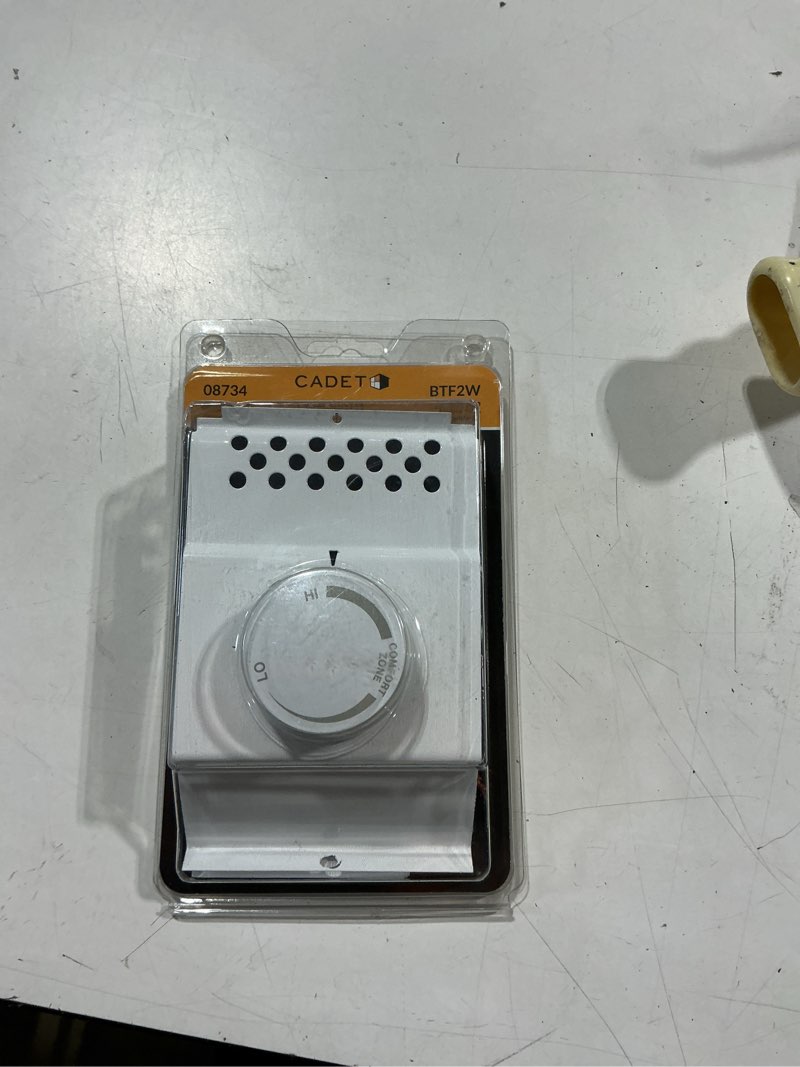 Condition photo showing Good Condition for double-pole 22 amp line voltage 120/240-volt mechanical electric baseboard heater mounted thermostat in white