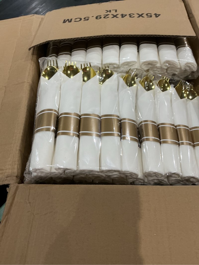 Condition photo showing Good Condition for bestvip 700 piece gold plastic dinnerware set for 100 guests | disposable dinnerware includes: 200 plastic plates, 100 pre rolled napkins with gold silverware, 100 cups