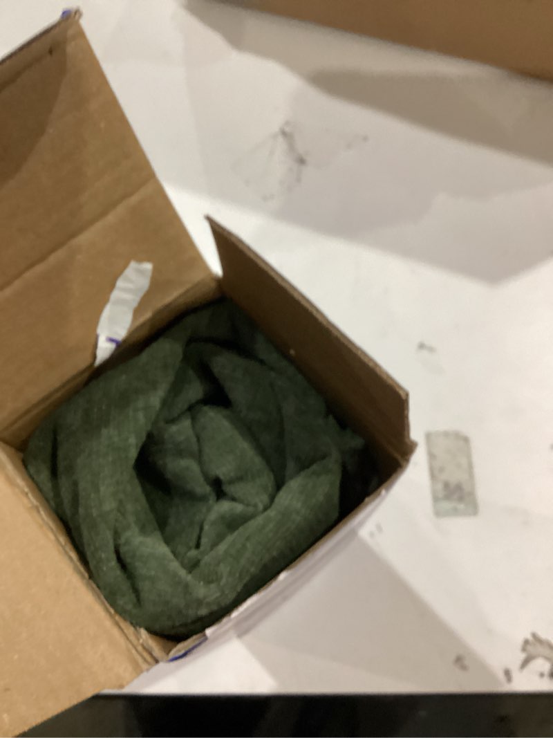 Condition photo showing Good Condition for MIULEE Olive Green Couch Pillow Covers 20x20 Inch, Set of 2 Soft Chenille Decorative Square Throw Pillow Covers Farmhouse for Sofa Living Room Bed 20" x 20" (Pack of 2) Olive Green