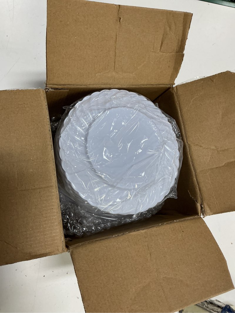 Condition photo showing New/Like New for u-qe 100 pieces white plastic plates - 6 inch white disposable plates - washable & reusable - premium hard dessert plates - party supplies for birthdays, celebrations, travel, wedding,party and events white 6 inch,100 pack
