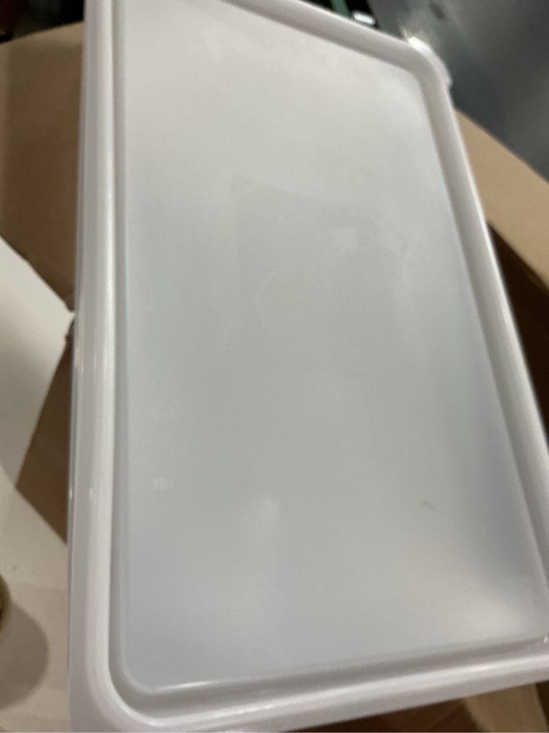 Condition photo showing Good Condition for araven airtight container, food pan with lid for storage in kitchen and restaurant, 8.5 qt, 1 count, clear 530 x 325 x 65 mm multi-coloured